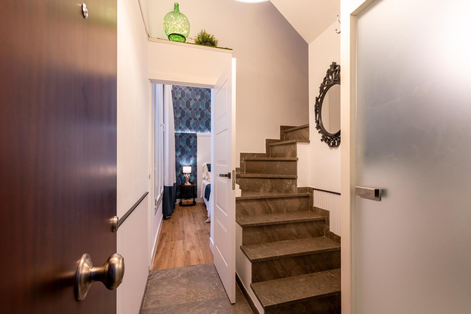 Apartamentos Rg Goyeneta Sewilla Zewnętrze zdjęcie